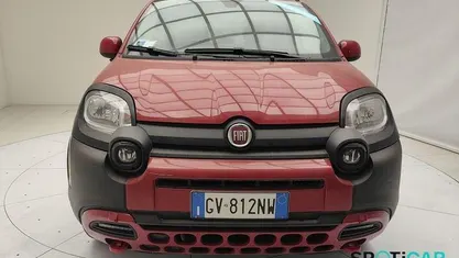 Usata Fiat Panda Cross Cross 69 CV (50 kW) 2024 Rosso Utilitaria