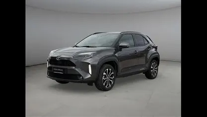 Usata Toyota Yaris Cross Trend 116 CV (85 kW) 2023 Grigio SUV