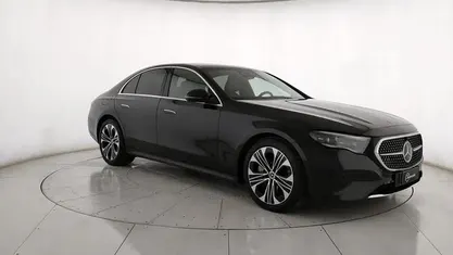 Usata Mercedes E220 AMG Line Premium Plus 197 CV (144 kW) 2025 Berlina