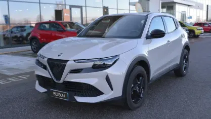 Usata Alfa Romeo GT Junior 136 CV (100 kW) 2025 Bianco SUV