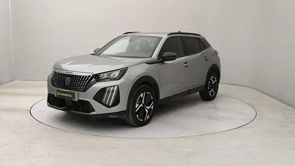 Grigio artense Usata 2025 Peugeot 2008 Allure SUV | 21.890 € (Buon prezzo)