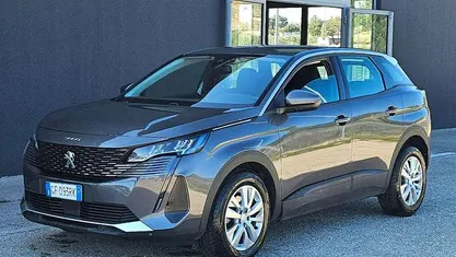 Grigio Usata 2021 Peugeot 3008 Business-Line SUV | 18.300 € (Super prezzo)