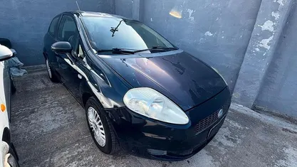 Usata Fiat Grande Punto 65 CV (47 kW) 2007 Blu Utilitaria
