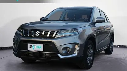 Grigio Usata 2020 Suzuki Vitara Cool SUV | 17.900 € (Buon prezzo)