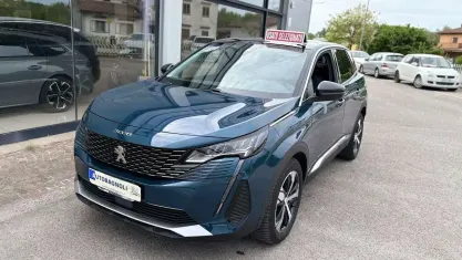 Usata Peugeot 3008 Allure 131 CV (96 kW) 2023 Blu SUV