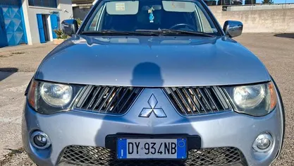 Usata Mitsubishi L200 Invite+ 136 CV (100 kW) 2010 Pick-up