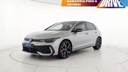 Usata VW Golf VIII GTI 265 CV (194 kW) 2024 F0 dolomite silver metallizzato Berlina