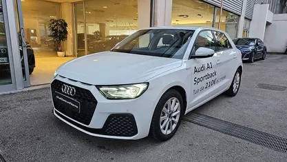 Bianco Usata 2025 Audi A1 Sportback Business Due volumi | 26.500 € (Buon prezzo)