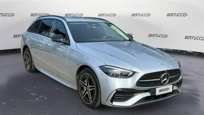Usata Mercedes E300 Premium 320 CV (235 kW) 2022 Argento Station wagon