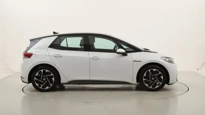 Usata VW ID.3 Pro Performance 69 kW (95 CV) 2023 Biancobianco Utilitaria