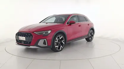 Usata Audi A3 Ambiente 150 CV (110 kW) 2024 Rosso progressivo metallizzato Berlina