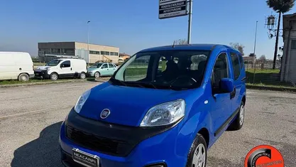 Usata Fiat Qubo Trekking 95 CV (69 kW) 2020 Blu Monovolume