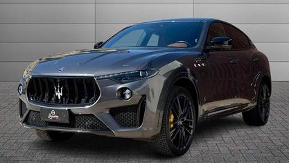 Begagnad Maserati Levante 581 HK (427 kW) 2020 Grå SUV