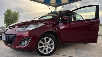 Rosso Usata 2011 Mazda 2 Sporty Tre volumi | 4990 € (Buon prezzo)