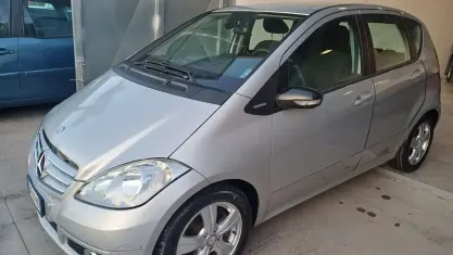 Usata Mercedes A160 Premium 82 CV (60 kW) 2012 Grigio Utilitaria