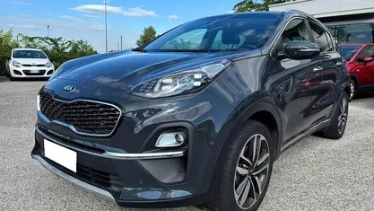 Usata Kia Sportage Urban 116 CV (85 kW) 2021 Blu SUV