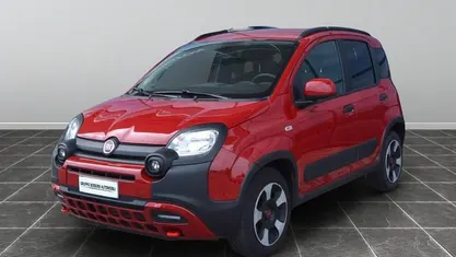 Usata 2024 Fiat Panda Cross Cross Due volumi | 14.500 € (Buon prezzo)