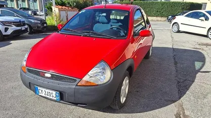 Rosso Usata 2006 Ford Ka Tre volumi | 2700 € (Molto cara)