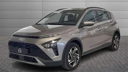 Usata Hyundai Bayon 101 CV (74 kW) 2022 Argento SUV