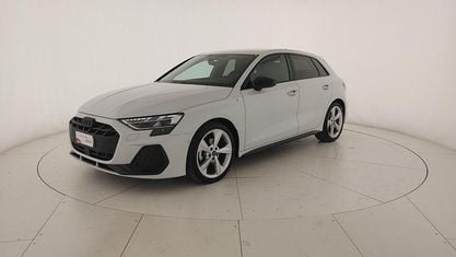 Begagnad Audi A3 S-Line 150 HK (110 kW) 2025 Vit Sedan