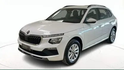 Usata Skoda Kamiq Selection 95 CV (69 kW) 2025 Bianco pastello SUV