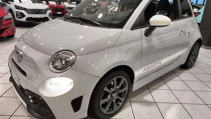 Grigio Usata 2020 Abarth 595C Cabrio | 20.400 € (Buon prezzo)