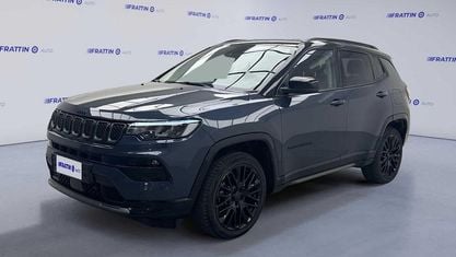 Begagnad Jeep Compass 240 HK (176 kW) 2023 Svart SUV