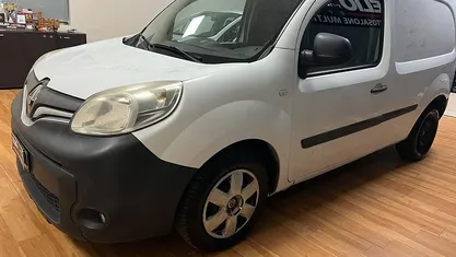 Usata Renault Kangoo 90 CV (66 kW) 2015 Monovolume