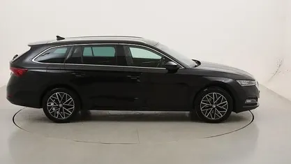 Usata Skoda Octavia Style 150 CV (110 kW) 2022 Station wagon