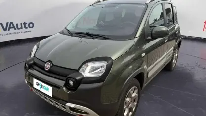 Usata Fiat Panda Cross Cross 95 CV (69 kW) 2017 Verde Utilitaria