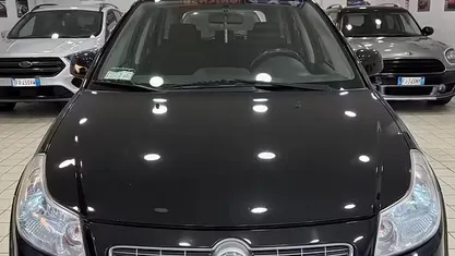 Usata Fiat Sedici 120 CV (88 kW) 2011 SUV