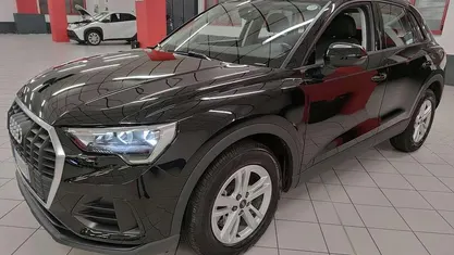 Nero Usata 2021 Audi Q3 Comfort SUV | 31.400 € (Super prezzo)
