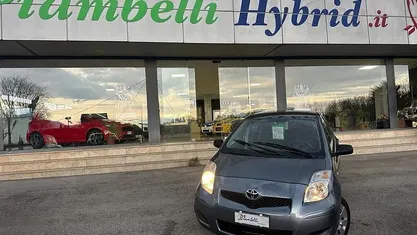 Usata Toyota Yaris Sol 101 CV (74 kW) 2026 Utilitaria
