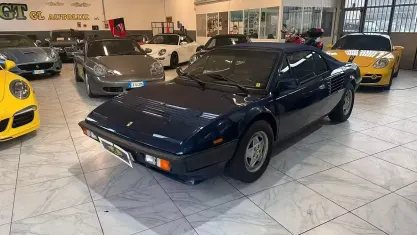 Usata Ferrari Mondial 240 CV (176 kW) 1984 Blu Cabrio