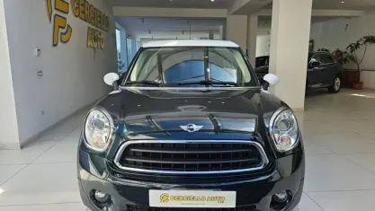 Usata Mini Cooper D Paceman 112 CV (82 kW) 2014 Verde/bianco metallizzato SUV