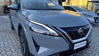 Usata Nissan Qashqai Tekna 190 CV (139 kW) 2023 Grigio SUV
