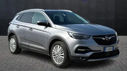 Usata Opel Grandland X Innovation 120 CV (88 kW) 2017 SUV