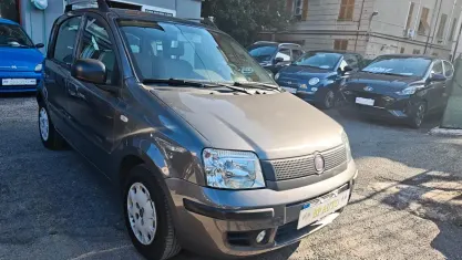 Usata Fiat Panda Dynamic 69 CV (50 kW) 2012 Grigio Utilitaria