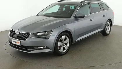 Usata Skoda Superb Ambition 150 CV (110 kW) 2016 Grigio Station wagon