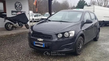 Usata Chevrolet Aveo 86 CV (63 kW) 2012 Nero Berlina