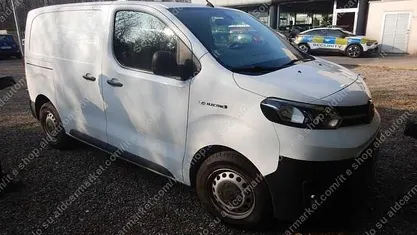 Usata Toyota Proace Comfort 56 kW (77 CV) 2021 Monovolume