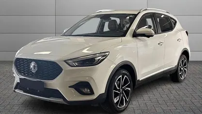 Usata MG ZS Luxury 106 CV (77 kW) 2023 Bianco SUV