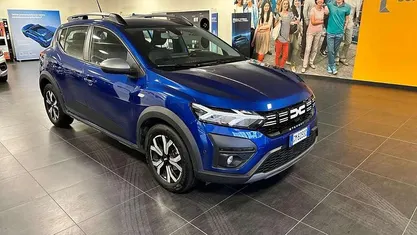Usata 2023 Dacia Sandero Comfort Berlina | 11.900 € (Buon prezzo)