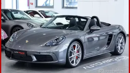 Usata Porsche 718 349 CV (256 kW) 2021 Grigio Cabrio
