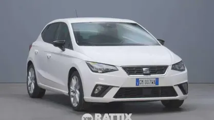 Usata Seat Ibiza FR 95 CV (69 kW) 2023 Bianco candy Utilitaria