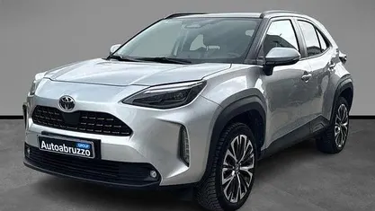 Usata Toyota Yaris Cross Lounge 131 CV (96 kW) 2024 Grigio SUV