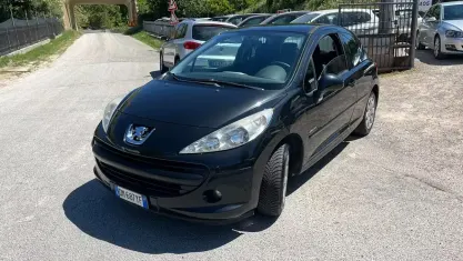 Usata Peugeot 207 95 CV (69 kW) 2008 Nero Berlina