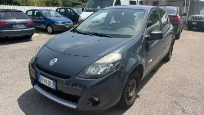 Usata Renault Clio IV Dynamique 75 CV (55 kW) 2012 Grigio Berlina
