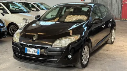 Usata Renault Mégane Dynamique 110 CV (80 kW) 2010 Nero Berlina