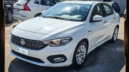Usata Fiat Tipo Opening Edition 95 CV (69 kW) 2016 Bianco Berlina